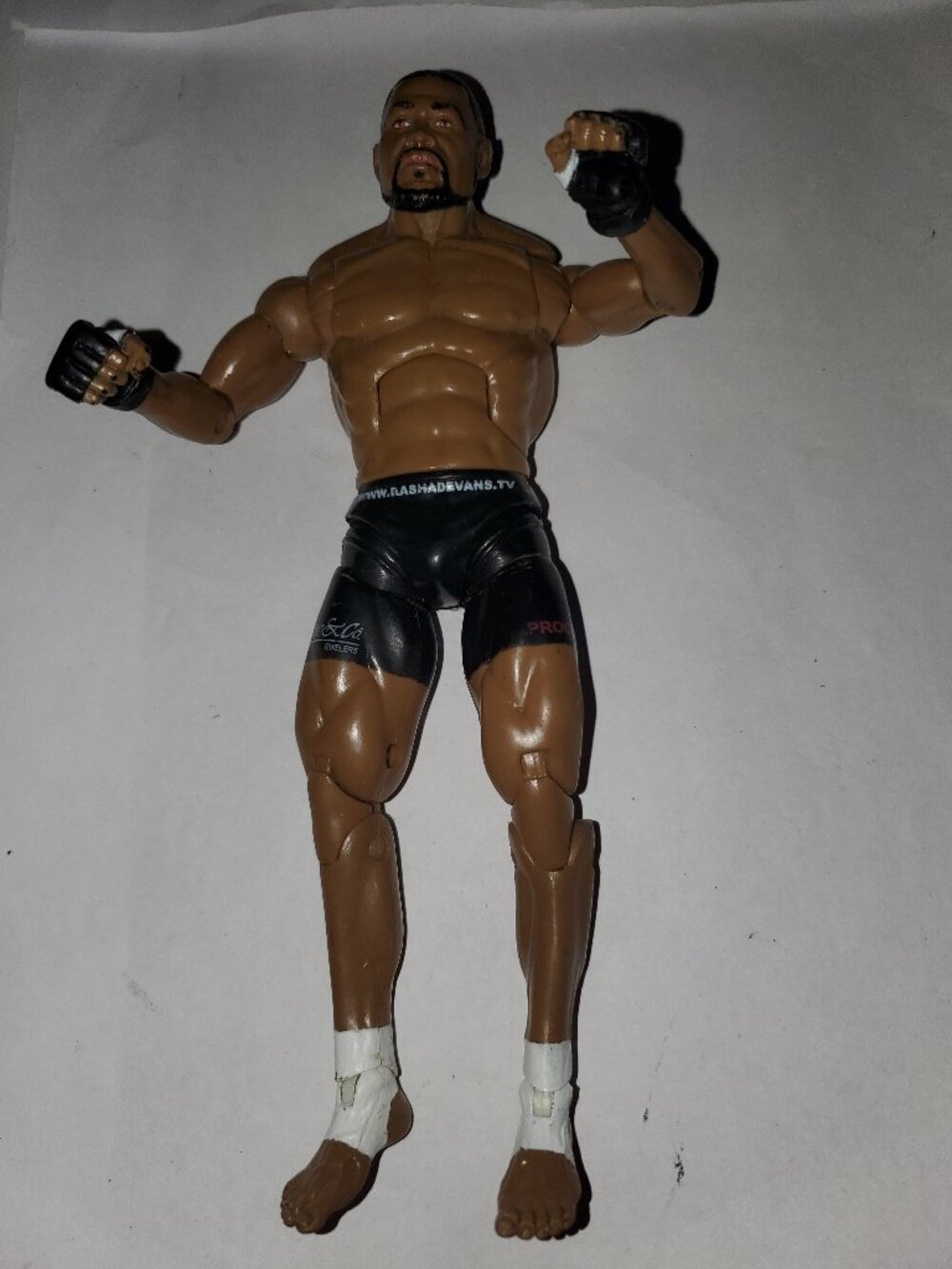 USED VINTAGE 2009 UFC RASHAD EVANS 8" JAKKS PACIFIC ACTION FIGURE